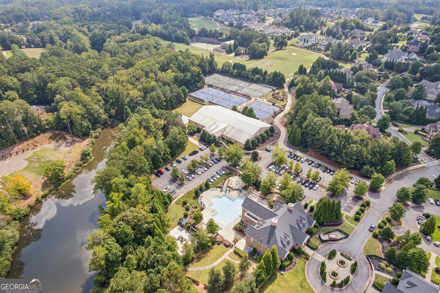 THE MANOR - Residential