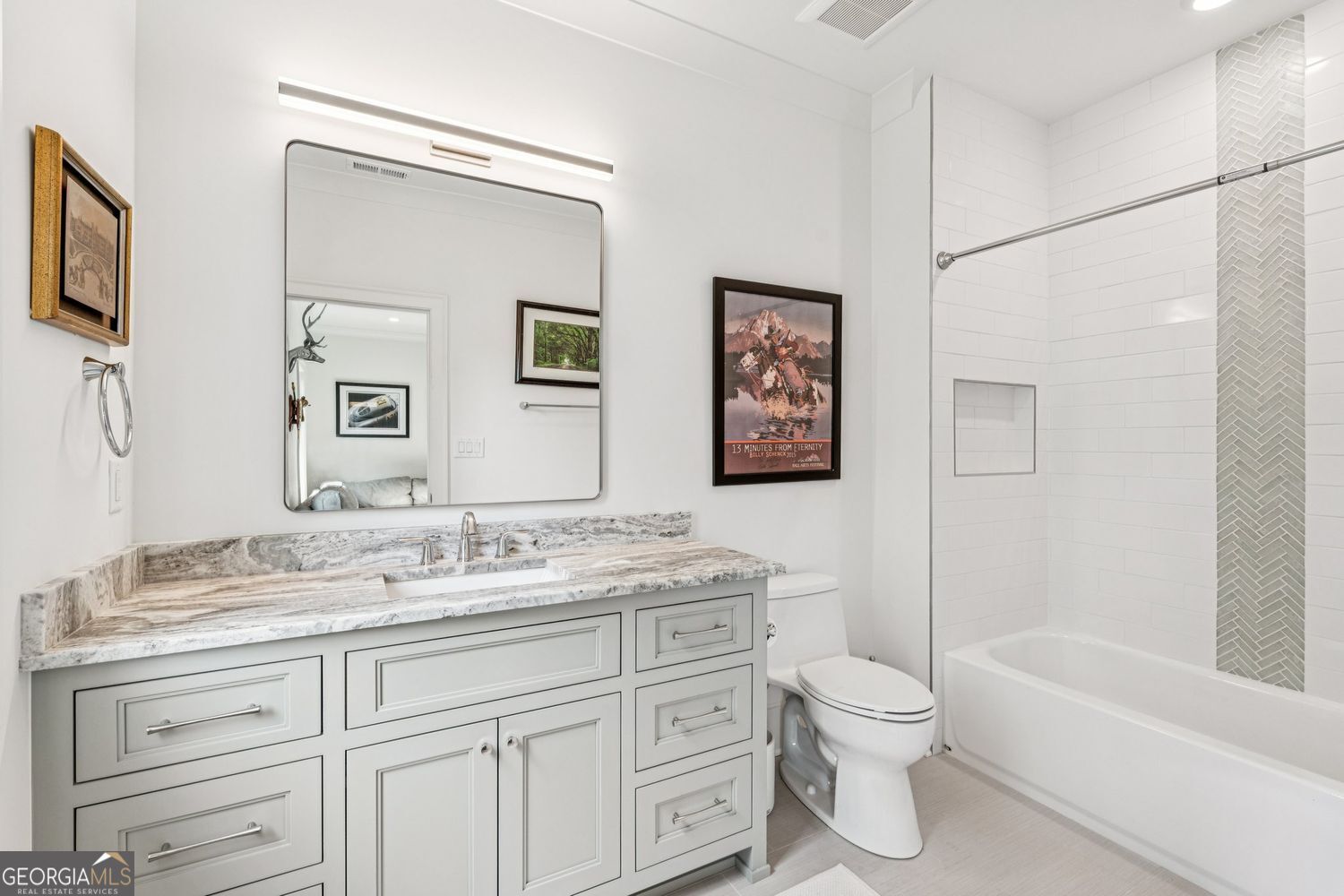 THE MANOR - Residential