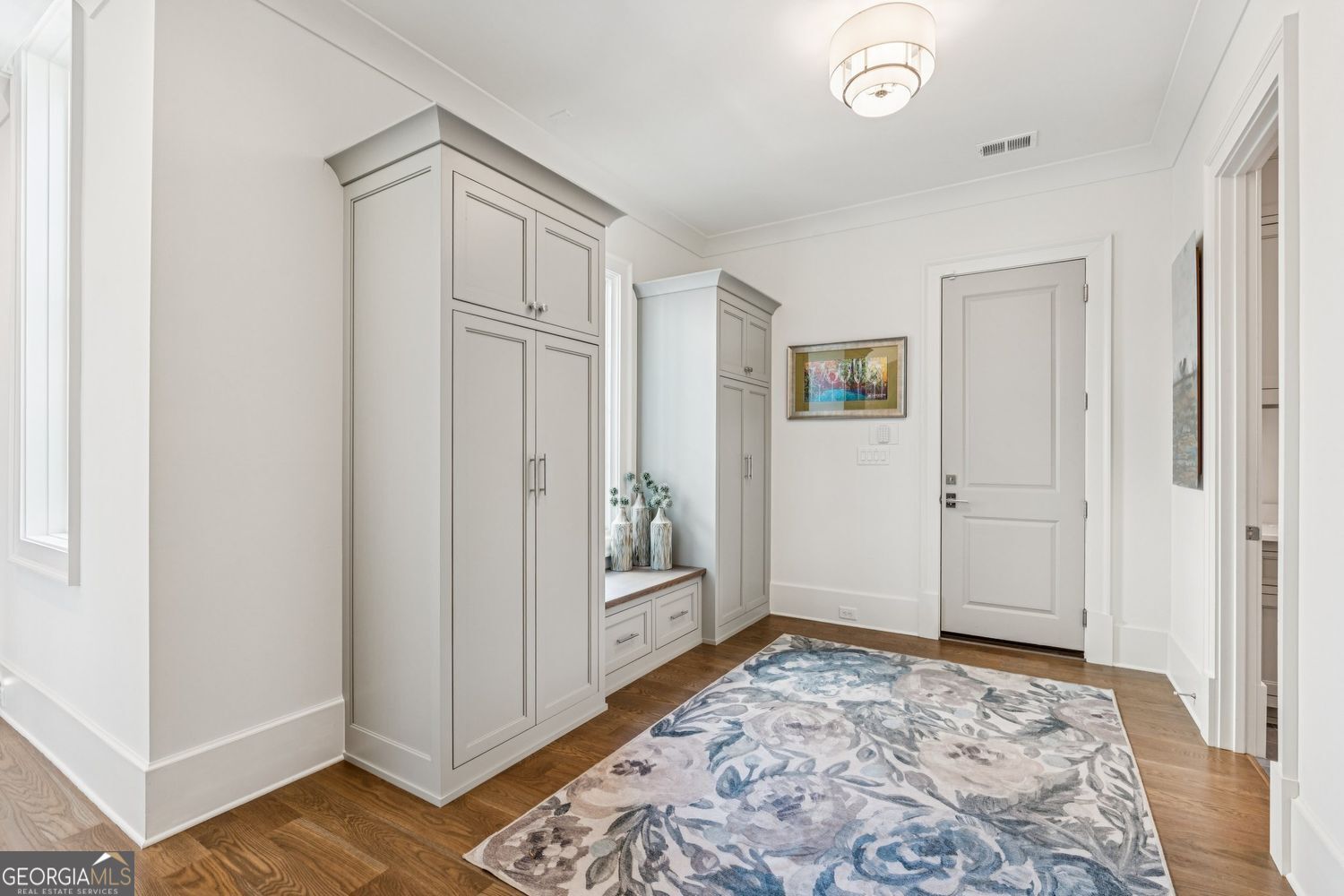 THE MANOR - Residential