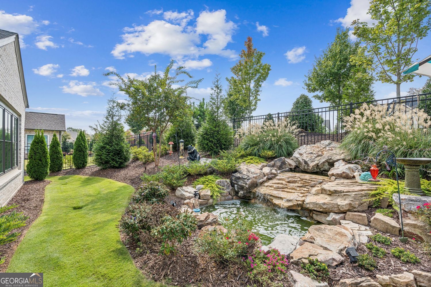 THE MANOR - Residential