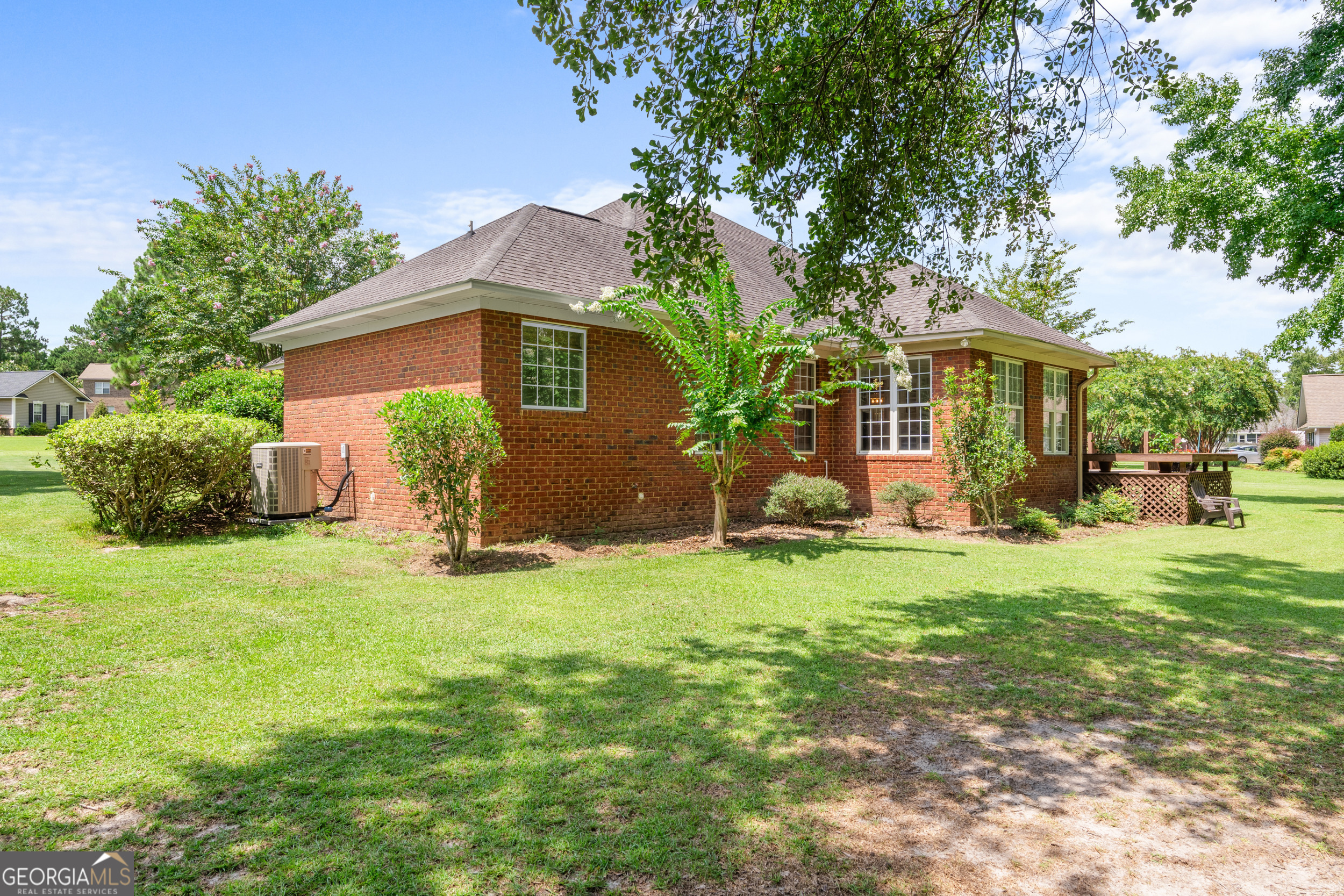 Hunters Pointe - Residential