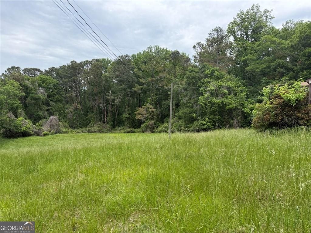 565 Avery RD
