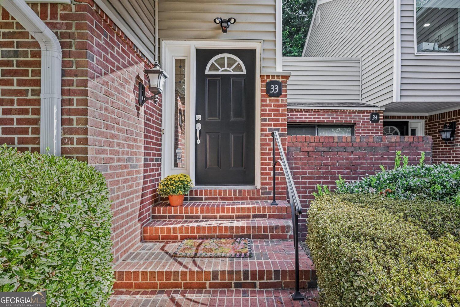 33 Dunwoody Springs DR
