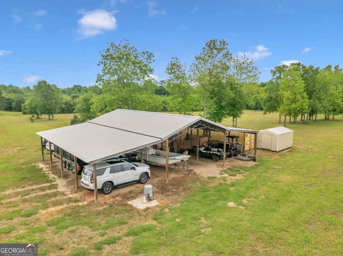 712 Rw Jones RD