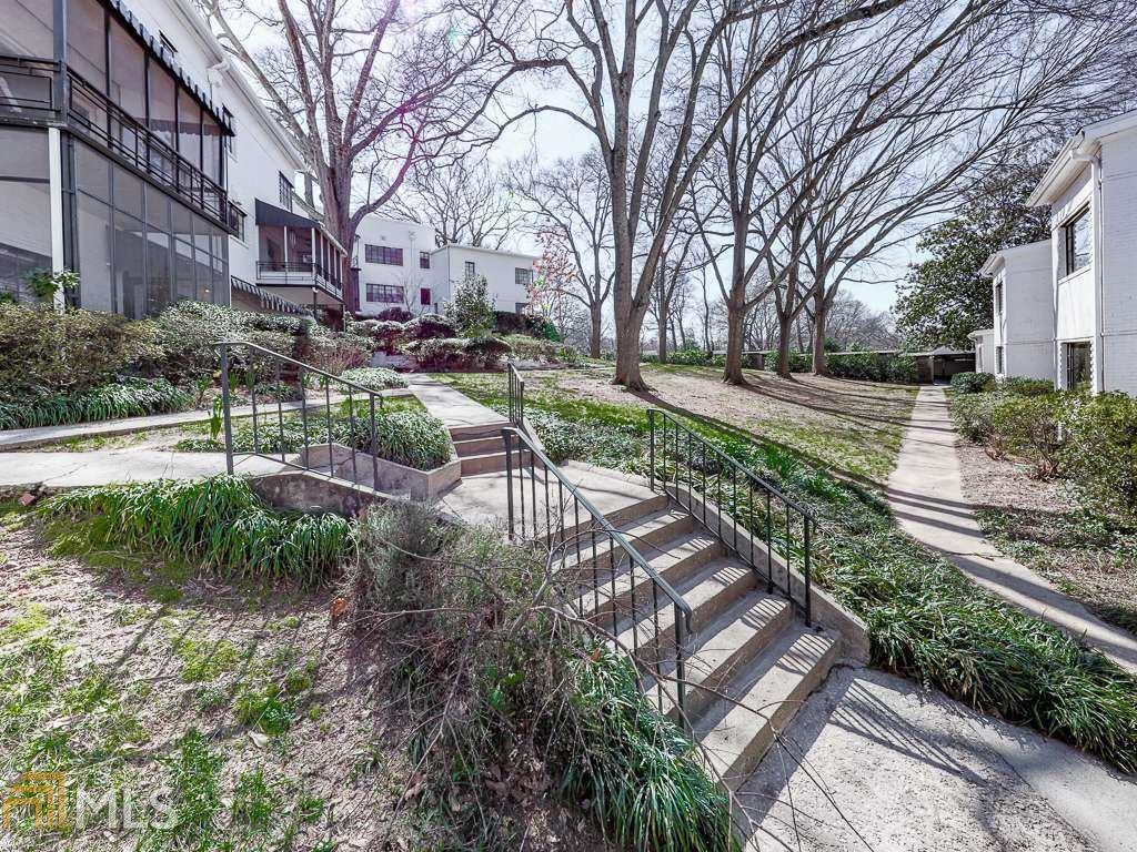 Briar Hills - Residential