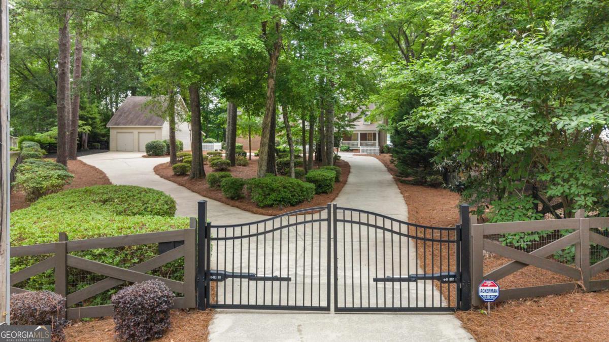 1020 Apalachee Woods TRL