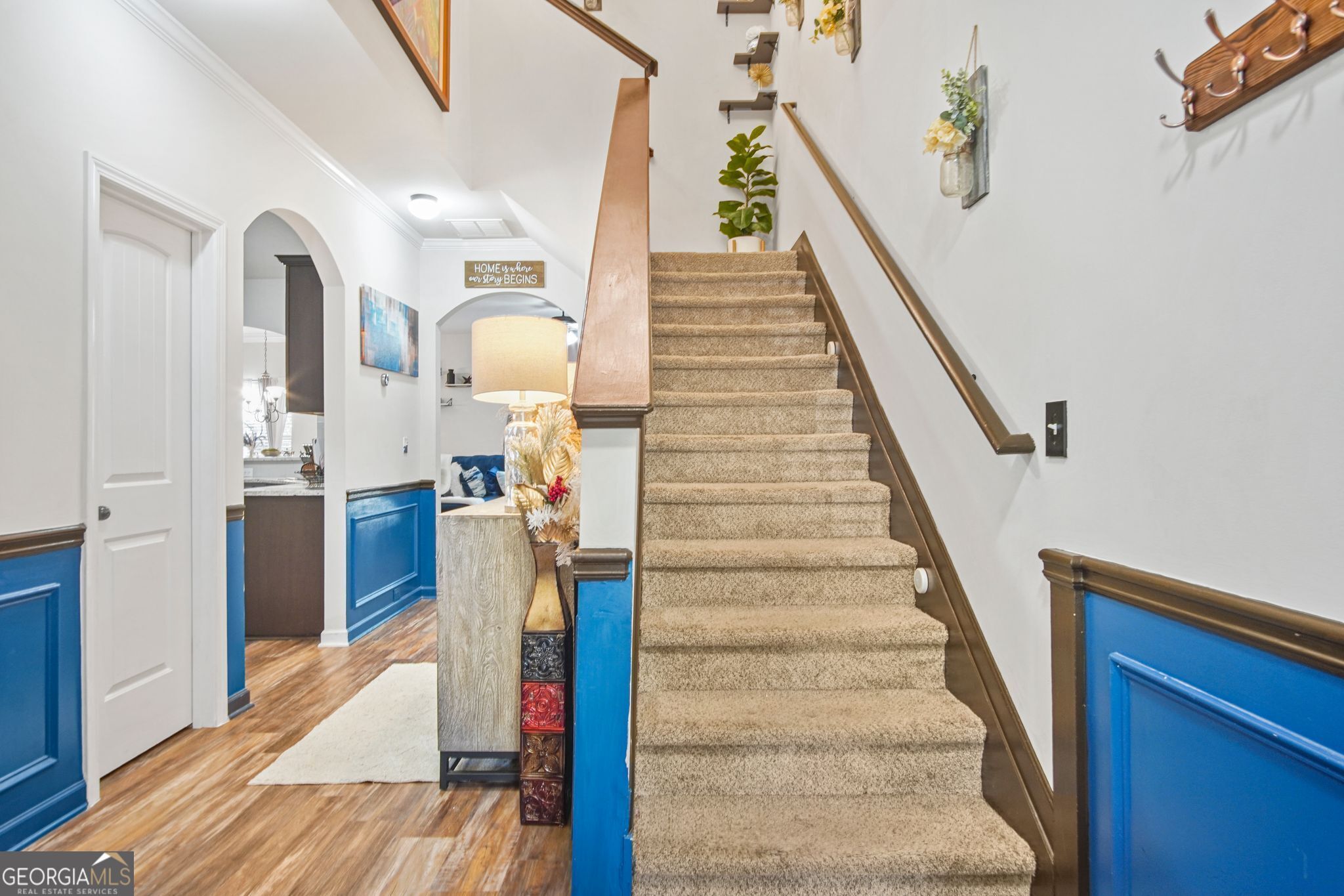 3143 BONNES DR