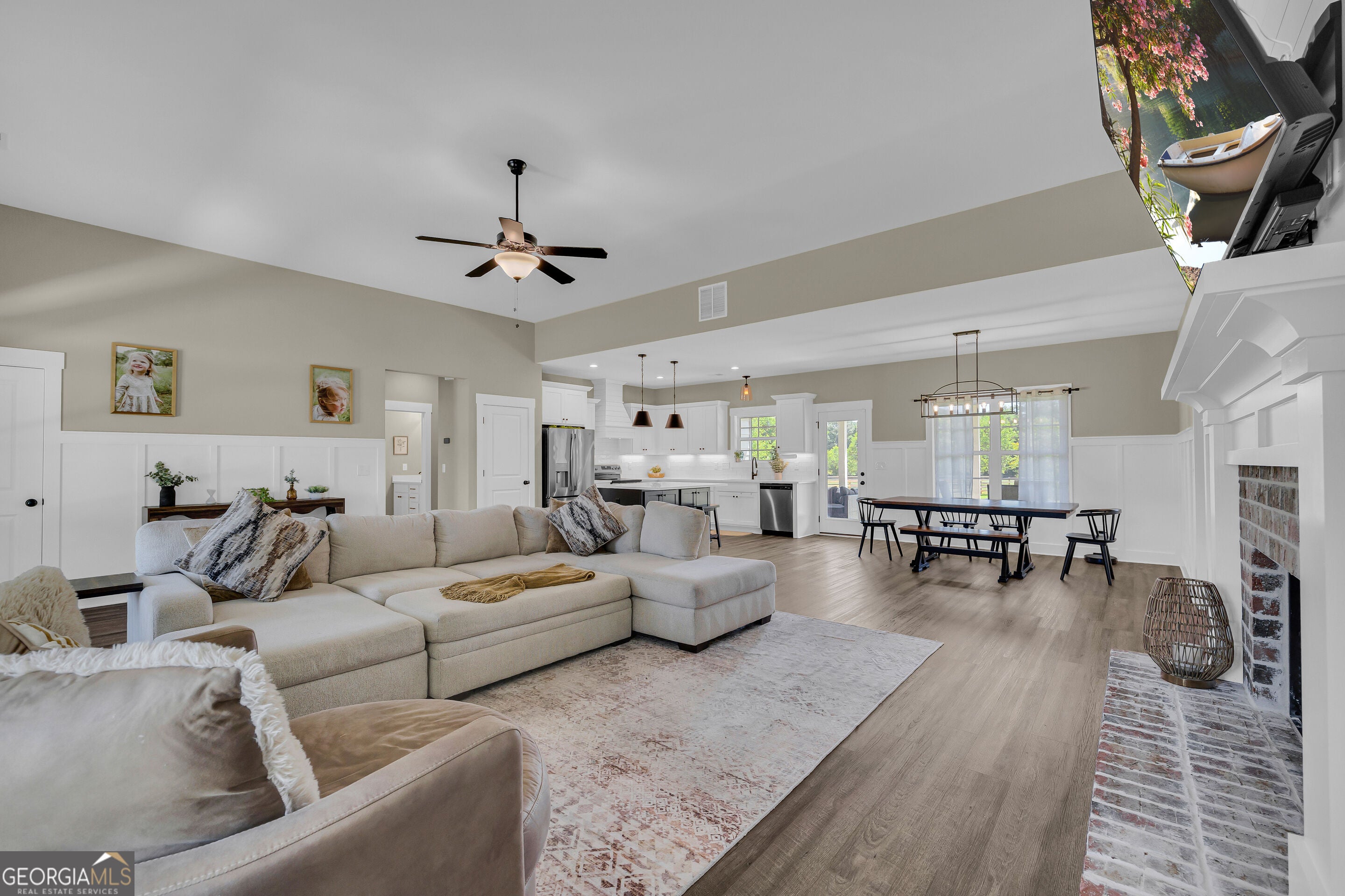 85 Woodfin WAY
