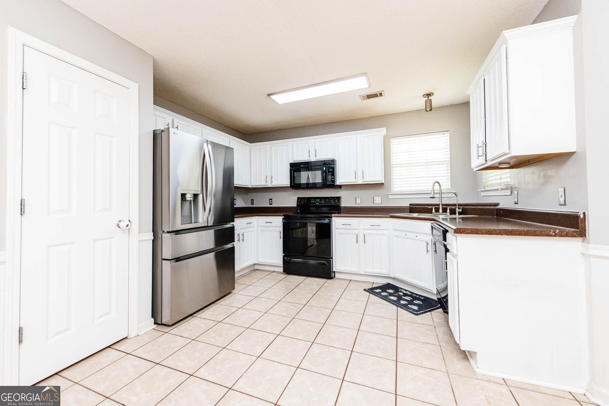 330 Hidden Creek CIR