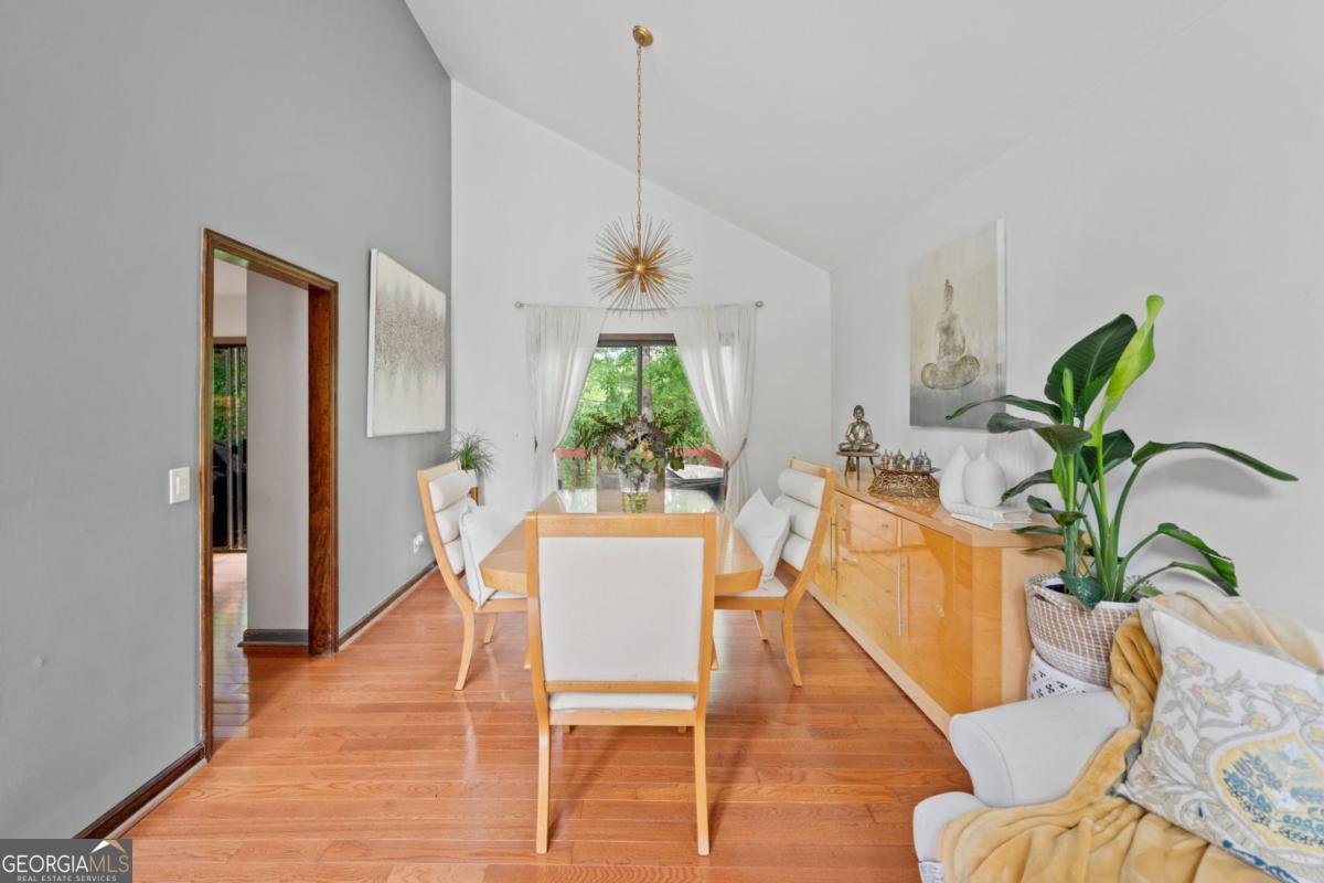 Kennesaw, Georgia 30152, United States, 3 Bedrooms Bedrooms, ,2 BathroomsBathrooms,Residential,Active,125957