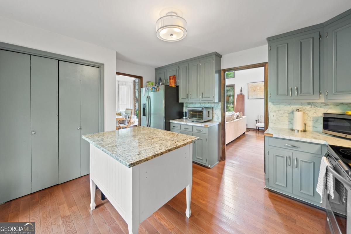 Kennesaw, Georgia 30152, United States, 3 Bedrooms Bedrooms, ,2 BathroomsBathrooms,Residential,Active,125957