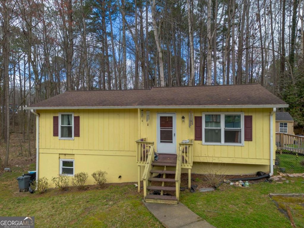 Photo of 4091 Dustin Drive, Acworth, GA 30101 (MLS # 10705501)