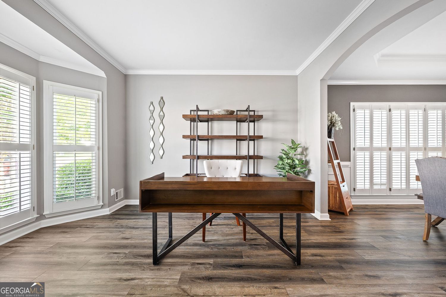 Dunwoody, Georgia 30338, United States, 5 Bedrooms Bedrooms, ,4 BathroomsBathrooms,Residential,Pending,140484