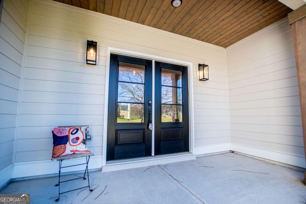 Photo of 102 Red Oak Lane, Carrollton, GA 30116 (MLS # 10711318)