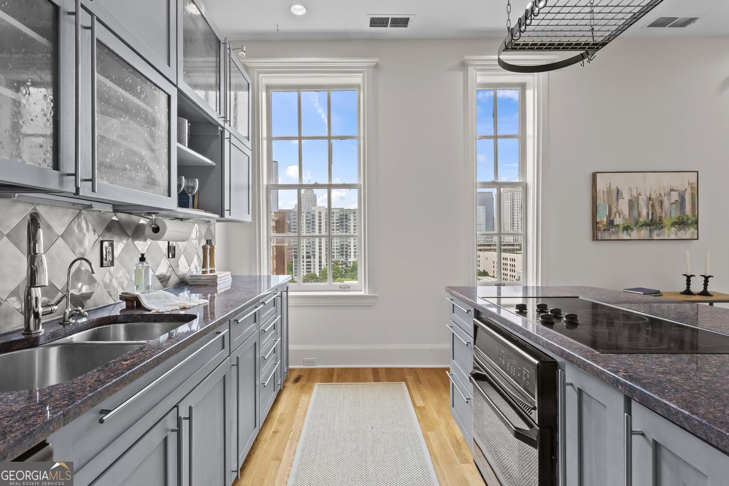 30 5th ST NE 1004