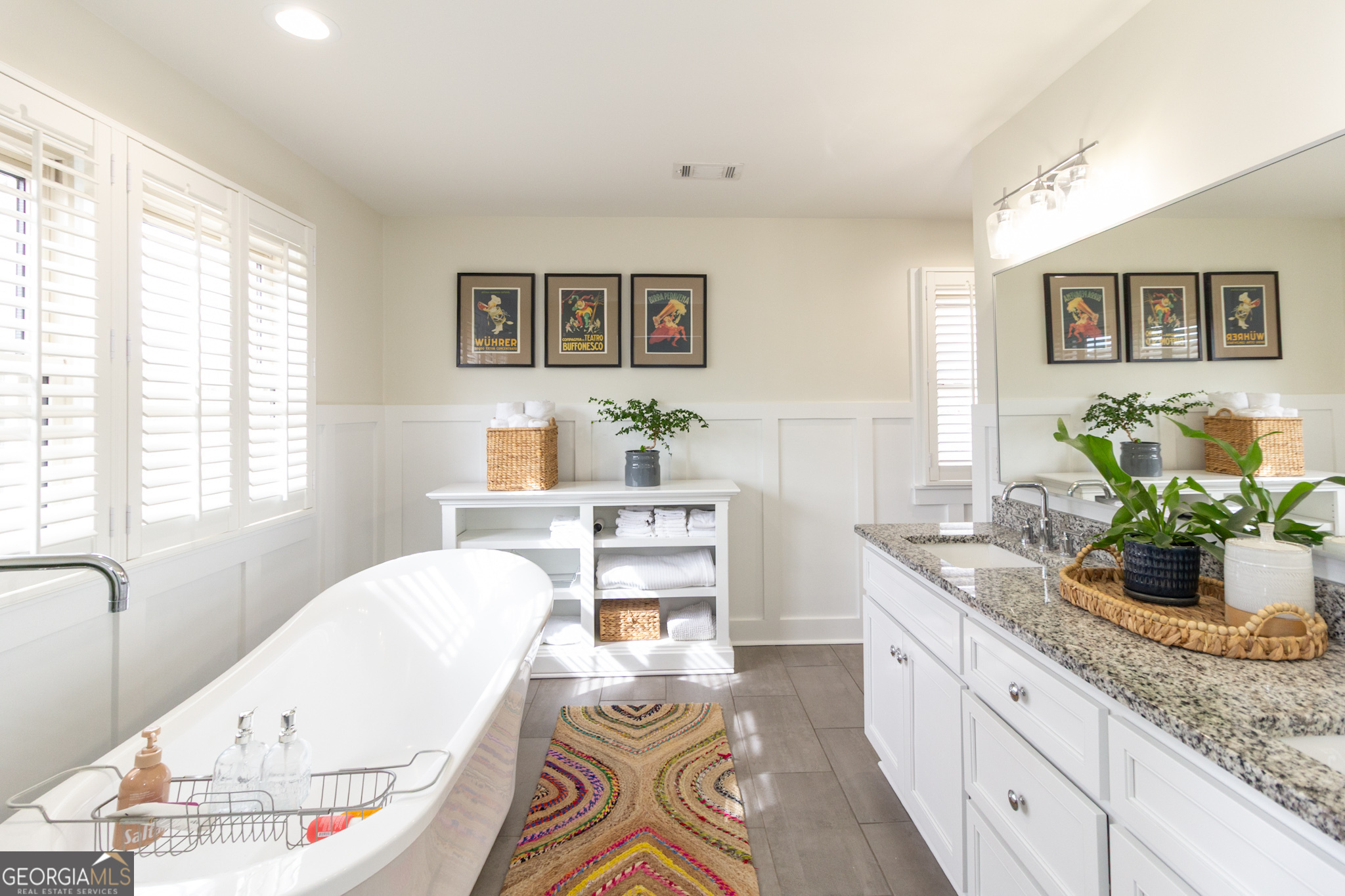 Fayetteville, Georgia 30215, United States, 4 Bedrooms Bedrooms, ,3 BathroomsBathrooms,Residential,Pending,1144