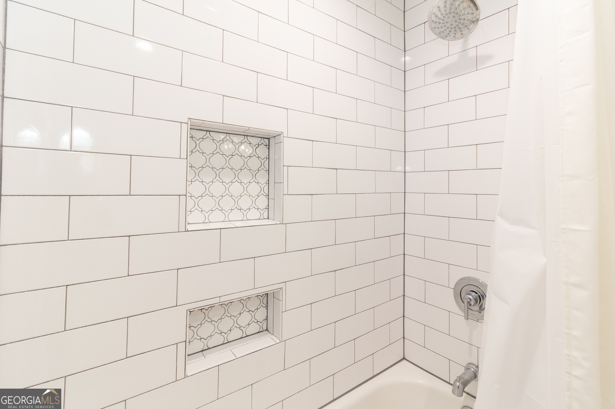 Fayetteville, Georgia 30215, United States, 4 Bedrooms Bedrooms, ,3 BathroomsBathrooms,Residential,Pending,1144