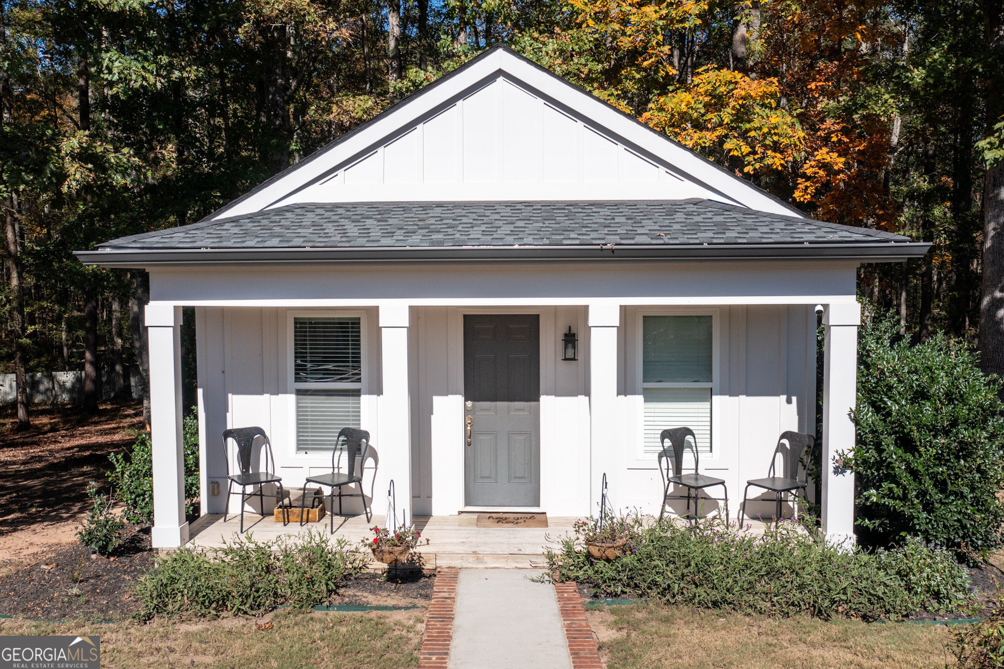 Fayetteville, Georgia 30215, United States, 4 Bedrooms Bedrooms, ,3 BathroomsBathrooms,Residential,Pending,1144