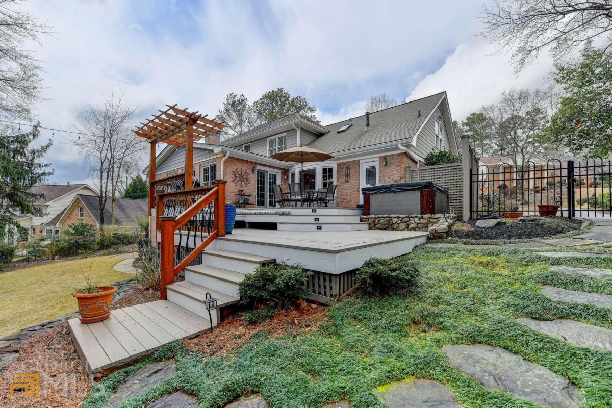 Dunwoody Club Forest - Residential