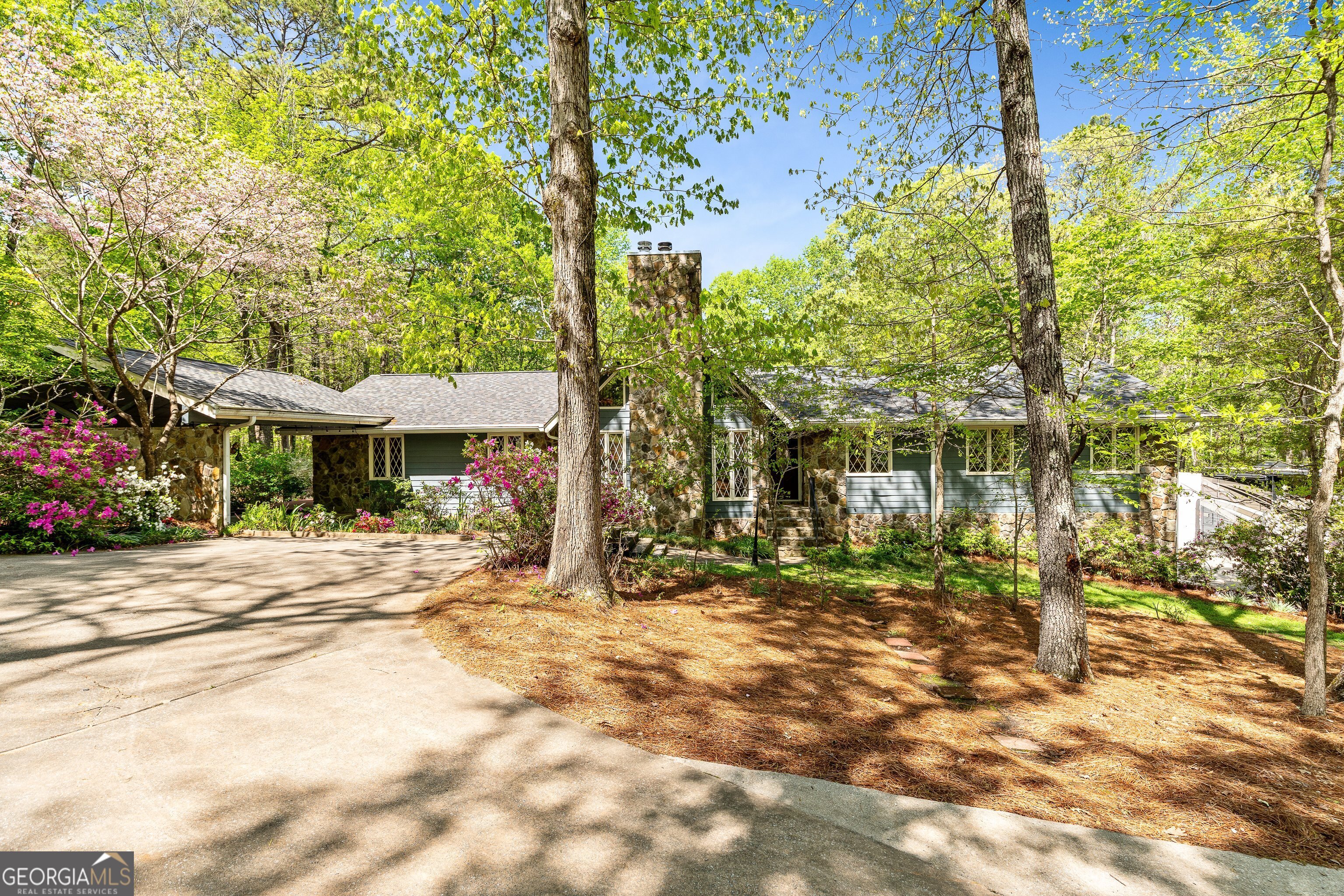 175 Flat Creek CT