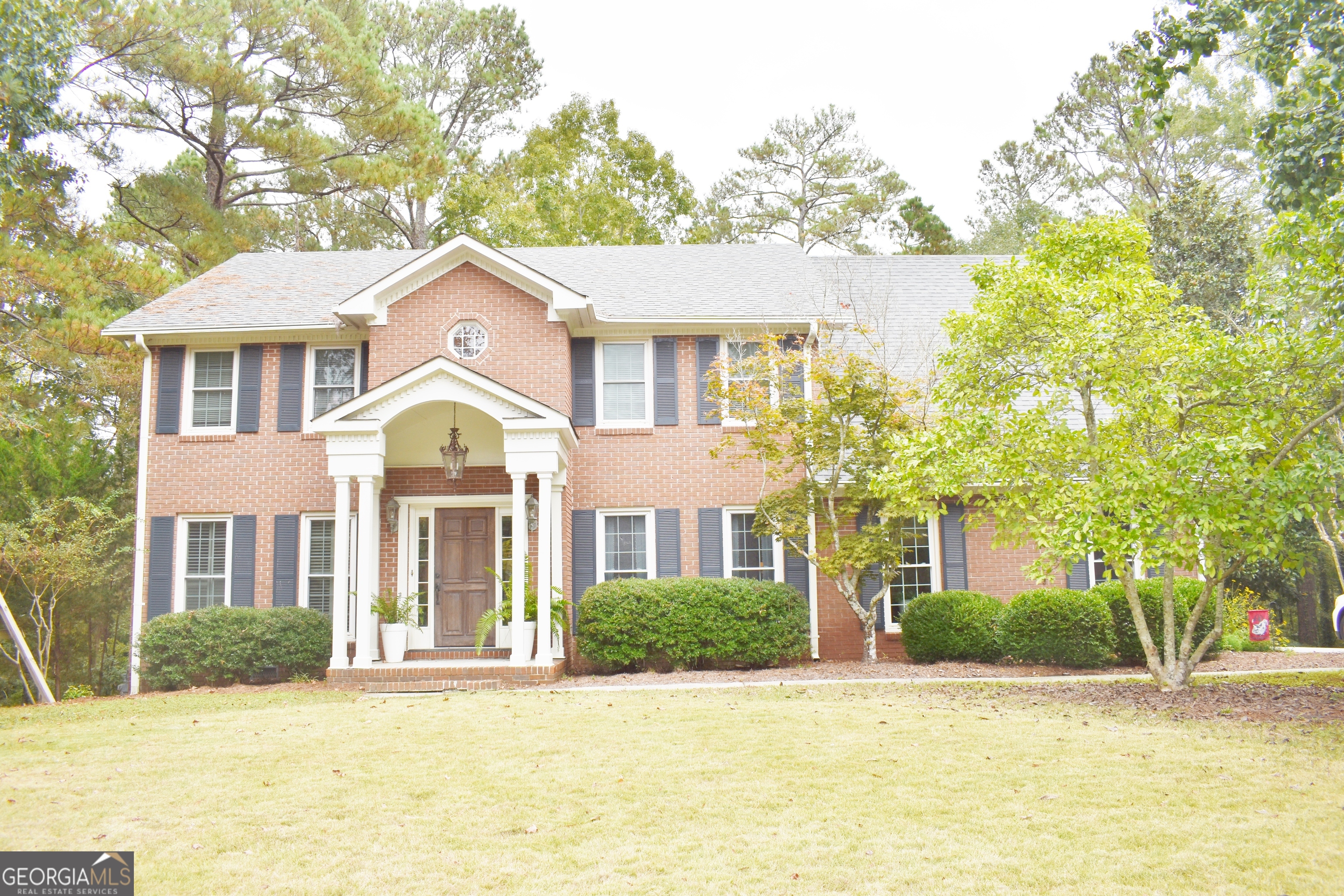 668 Monticlair DR