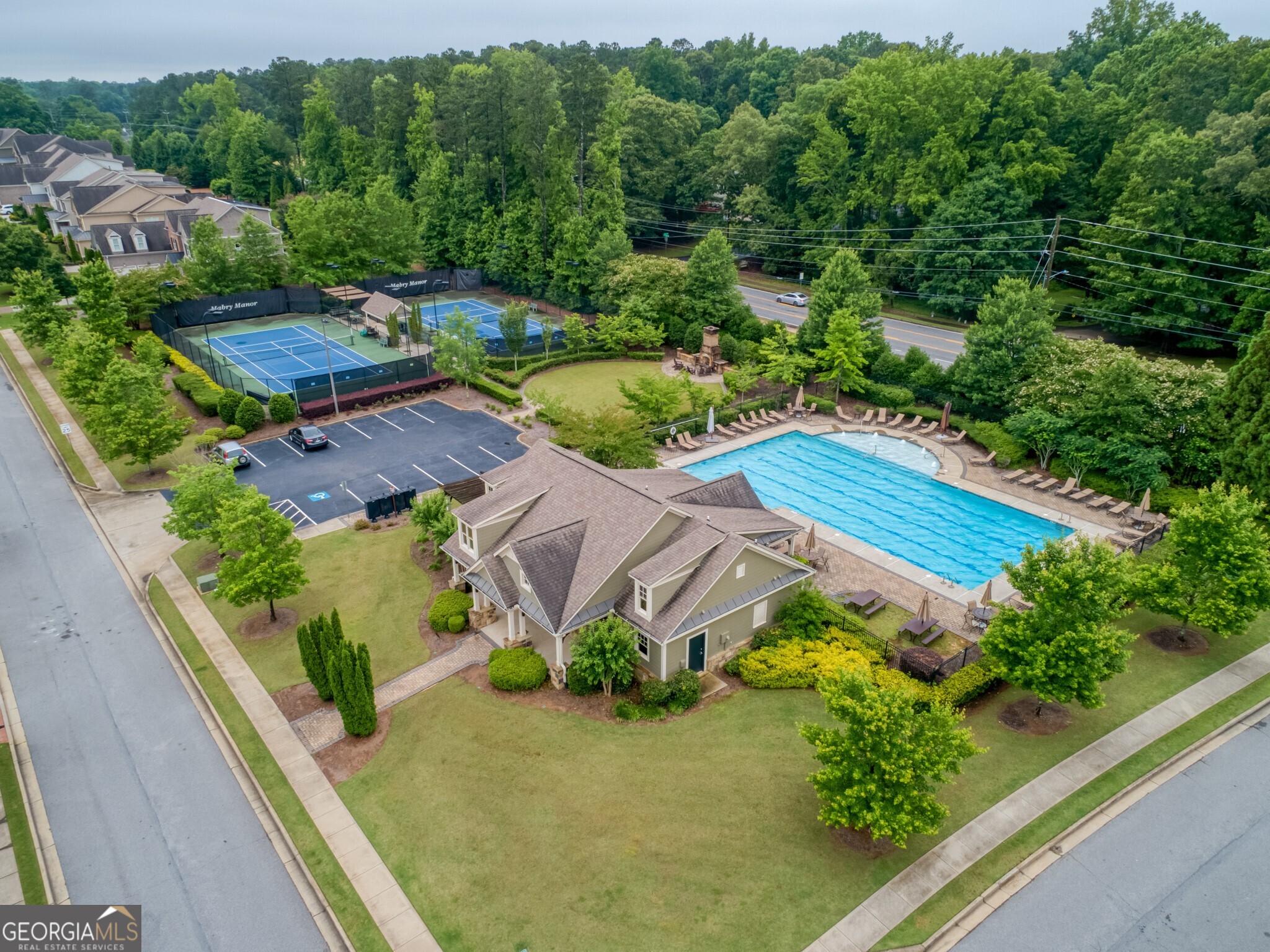 Mabry Manor - Residential