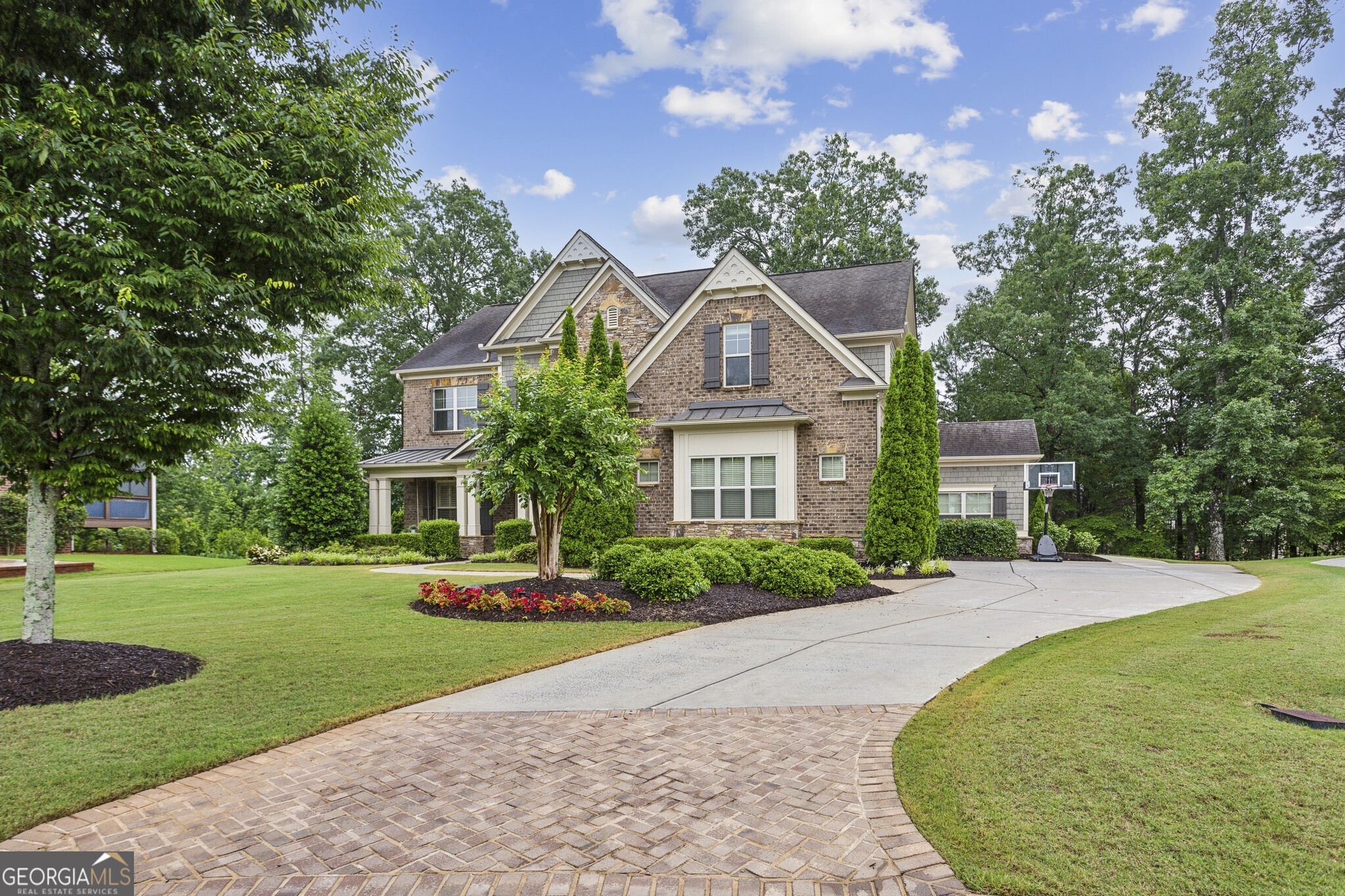 Mabry Manor - Residential