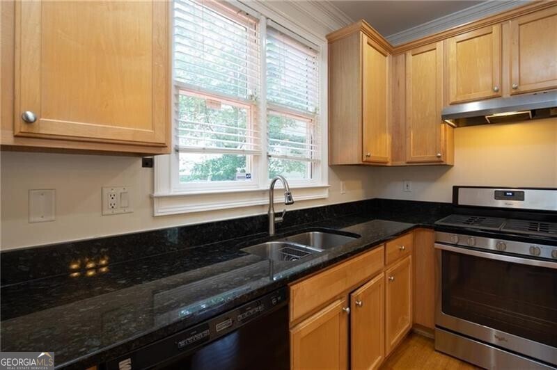 Edgewood - Residential Lease