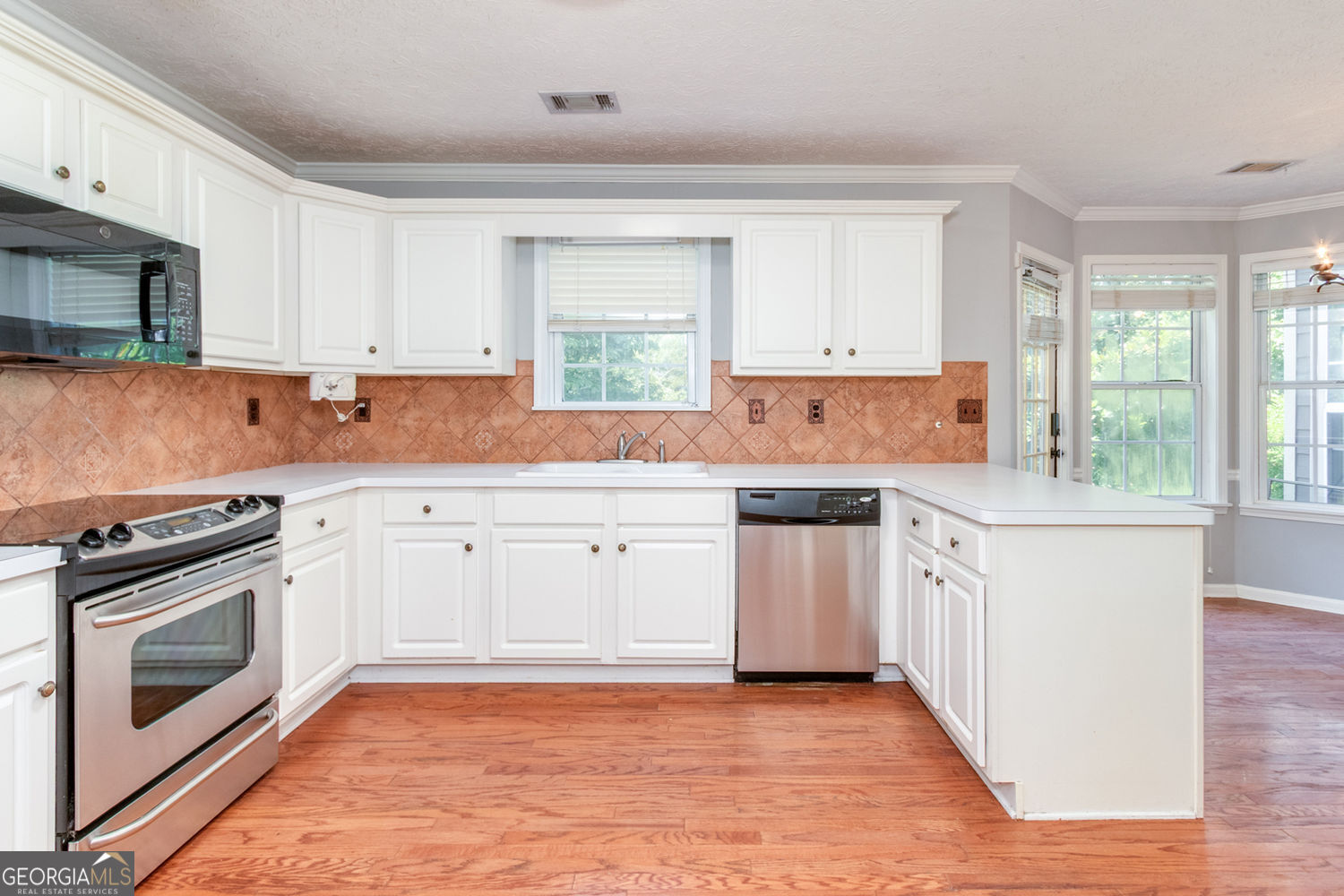 Loganville, Georgia 30052, United States, 5 Bedrooms Bedrooms, ,3 BathroomsBathrooms,Residential,Active,150680