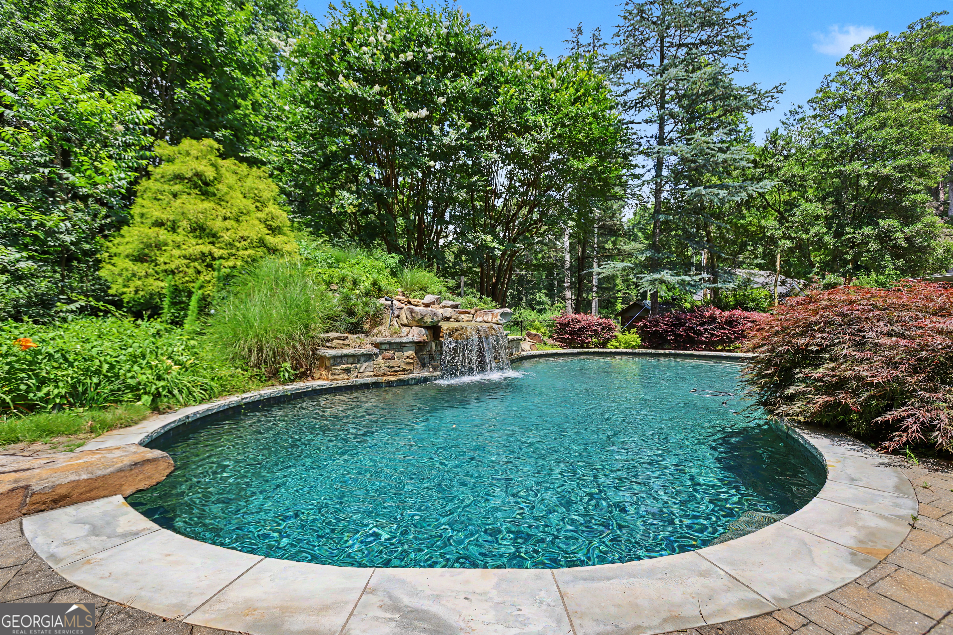 390 Virginia Hills RD