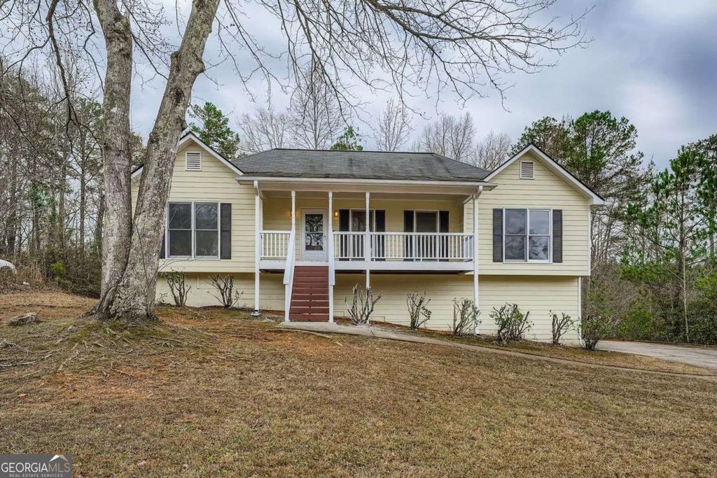 Photo of 292 Yellowstone Drive, Powder Springs, GA 30127 (MLS # 10662438)