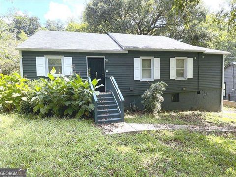 Photo of 1970 Compton Drive SE, Atlanta, GA 30315 (MLS # 10635133)