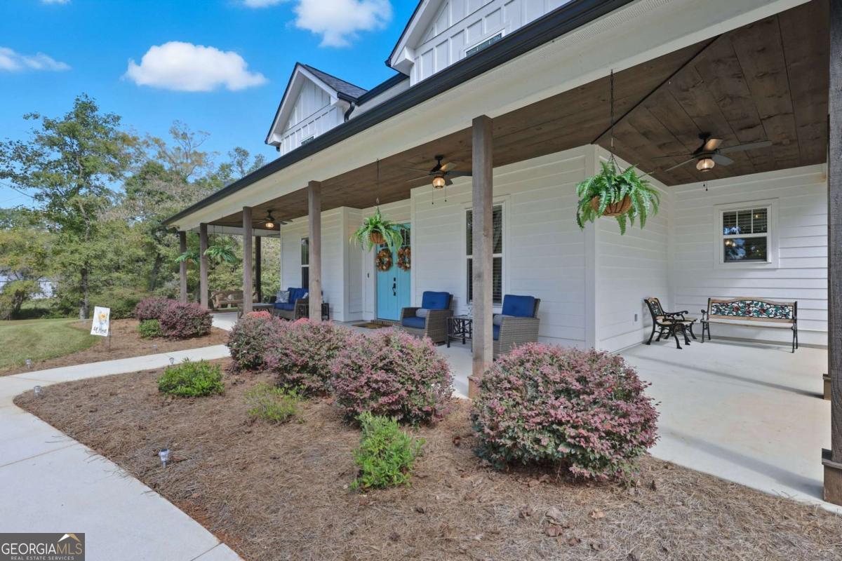 855 Geiger RD