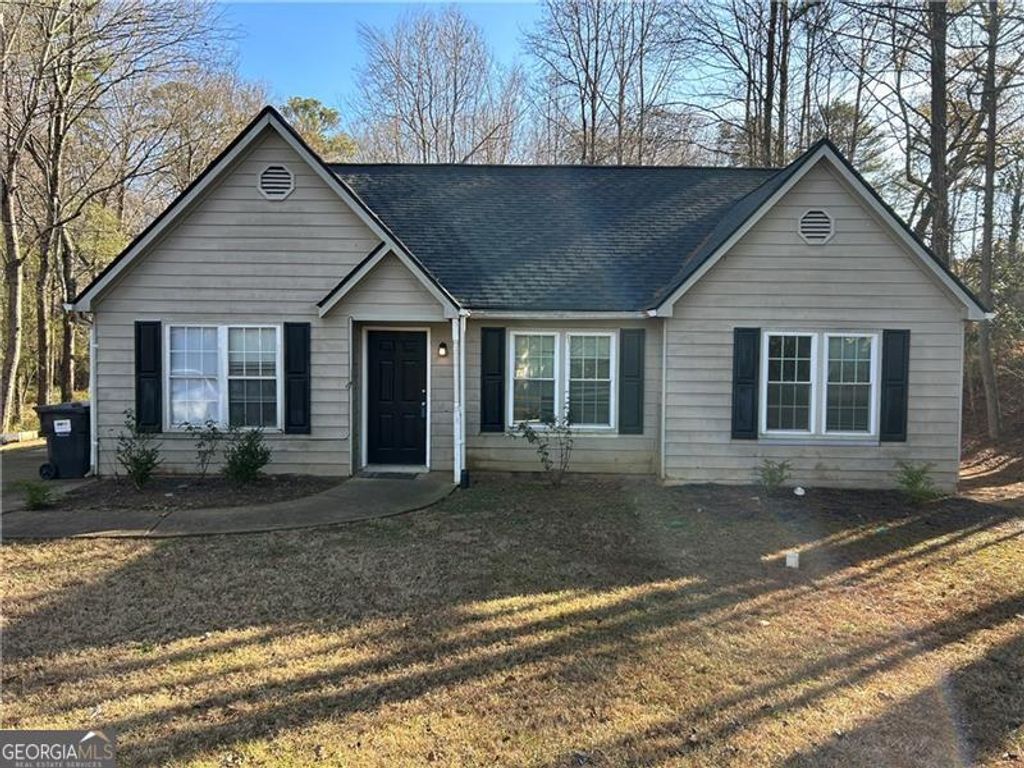 Photo of 155 Bentley Pkwy, Woodstock, GA 30188 (MLS # 10661026)