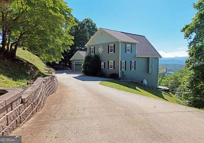128 Oak LN
