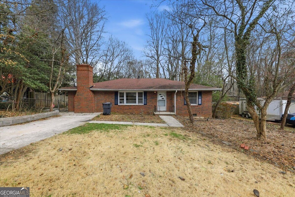 Photo of 124 Larose CIR, Marietta, GA 30060 (MLS # 10871935)