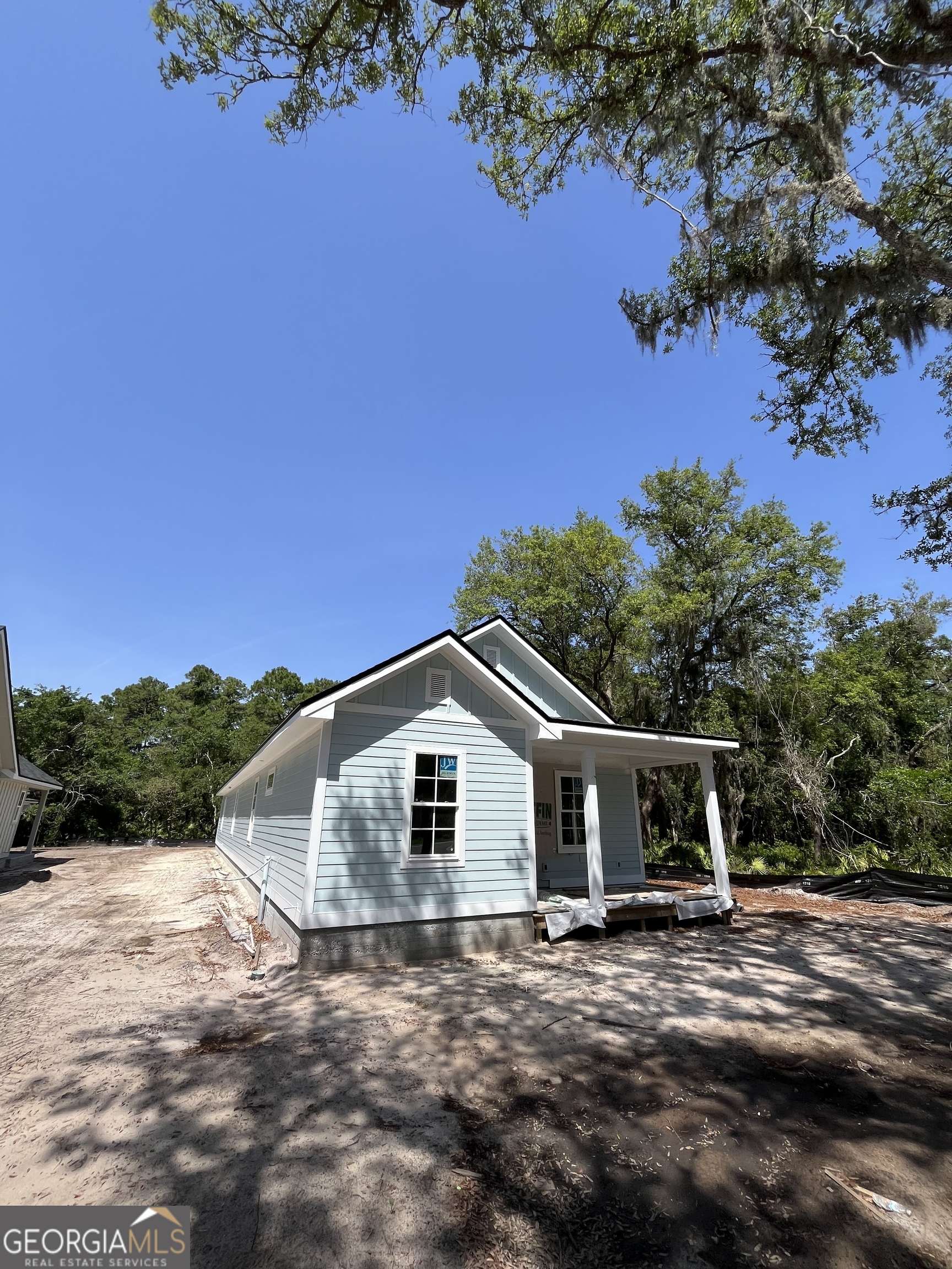 113 Mooring LN