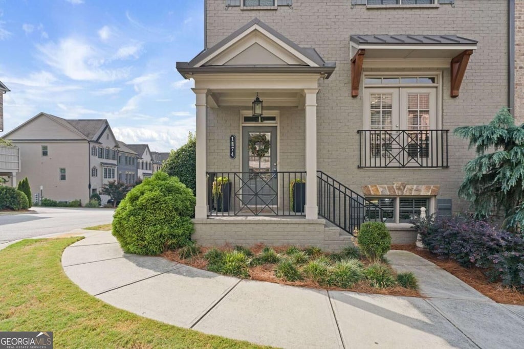 Photo of 1874 Skyfall Circle NE, Atlanta, GA 30319 (MLS # 10857623)