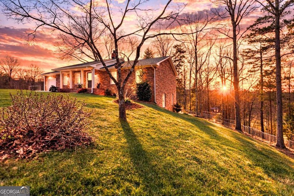 Photo of 581 Roberts Ridge Road, Ellijay, GA 30540 (MLS # 10701361)