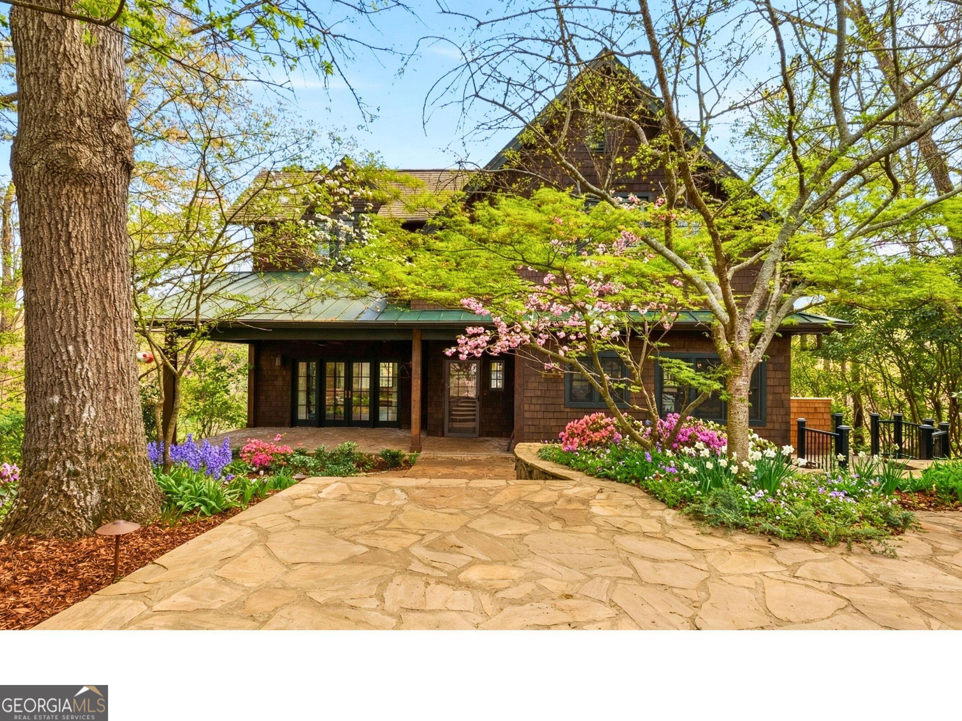 792 Tom Cobb DR
