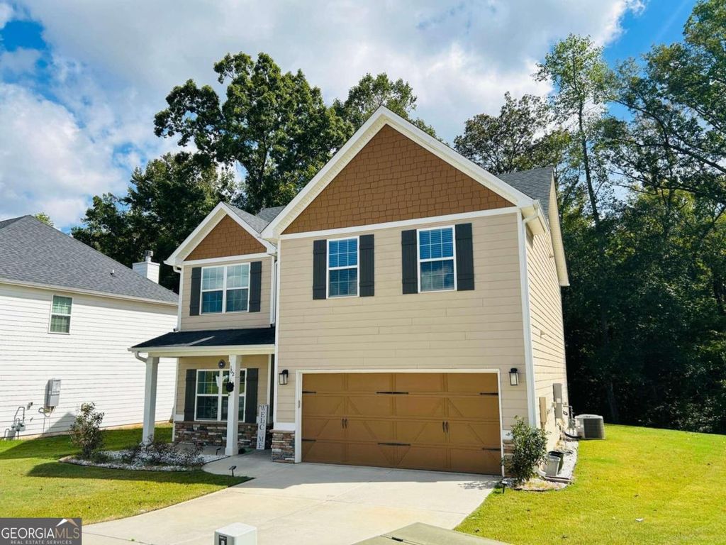 Photo of 162 Ashton Place, Newnan, GA 30265 (MLS # 10638831)