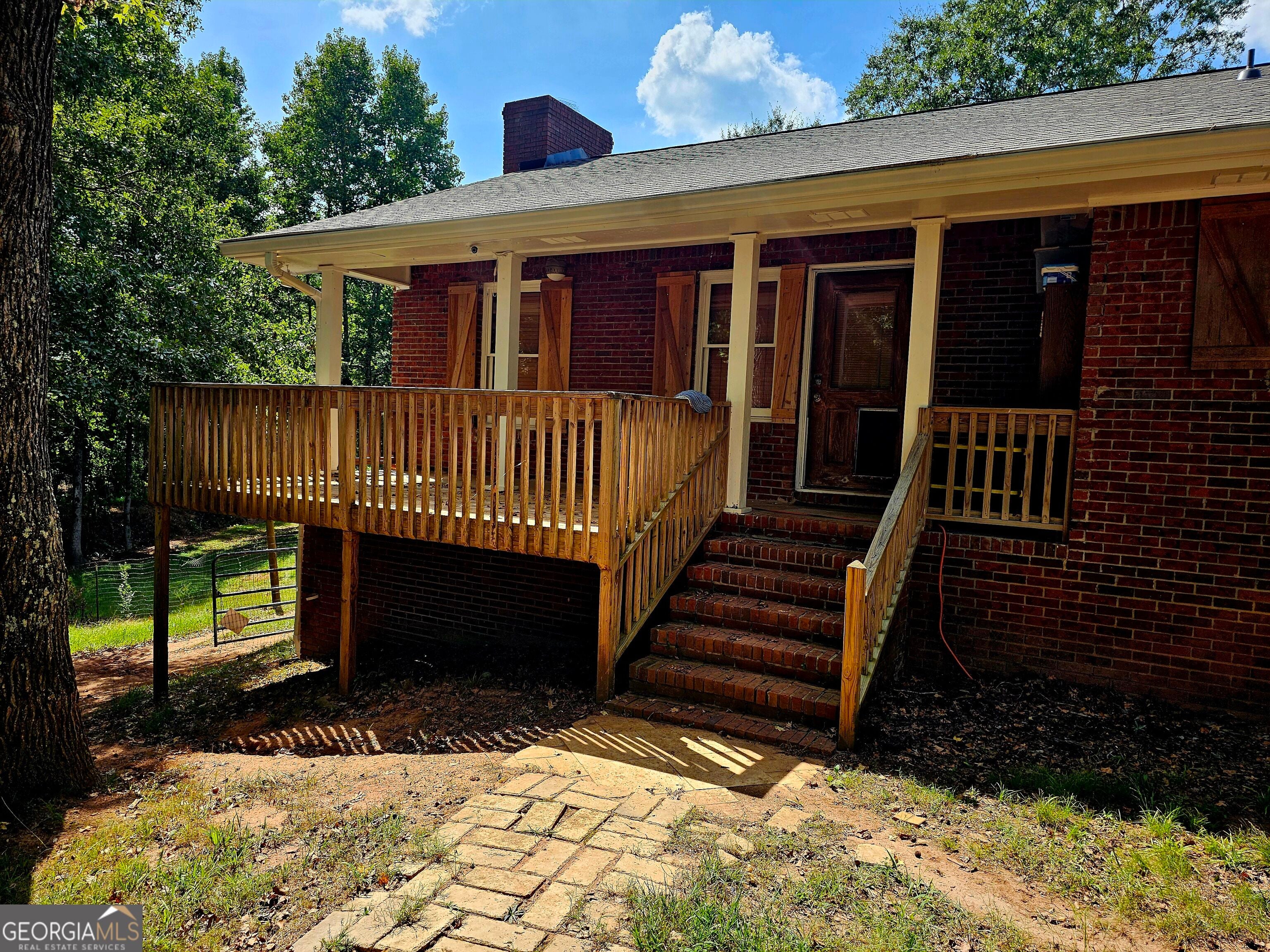 100 Dolly Nixon RD