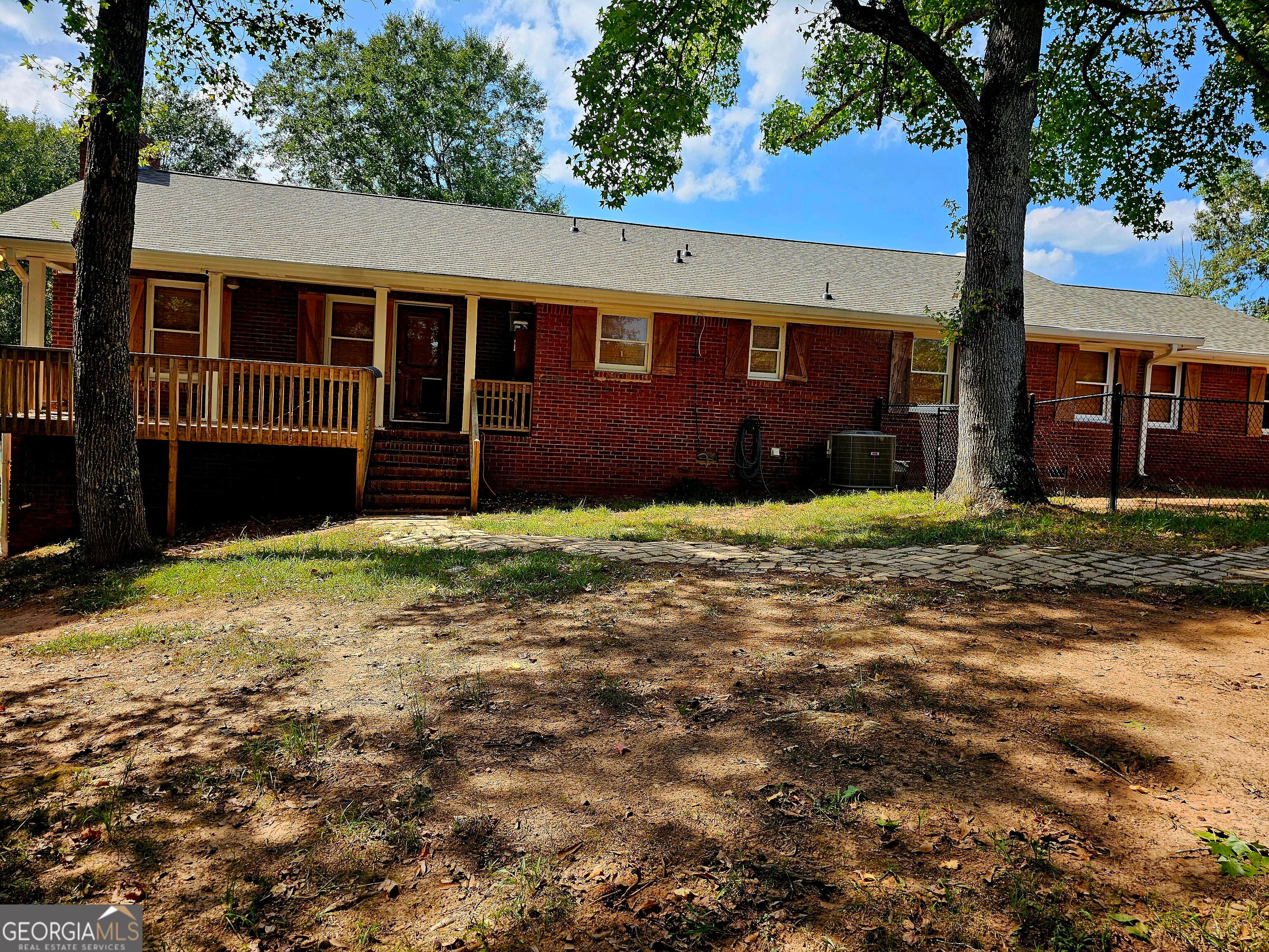 100 Dolly Nixon RD