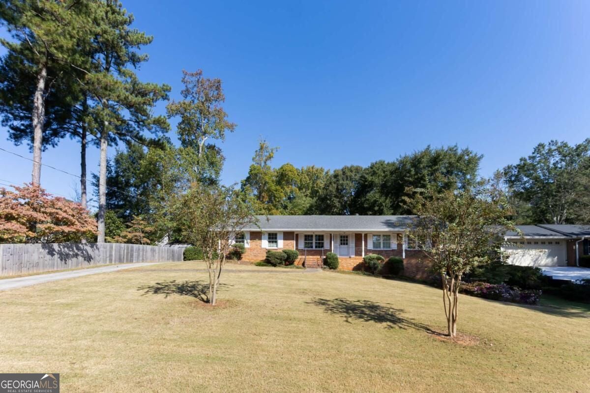 461 Highview DR SE