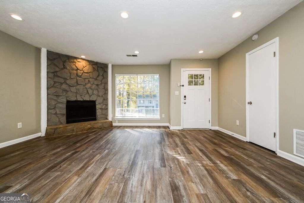 Photo of 4060 Faron Court, Ellenwood, GA 30294 (MLS # 10689655)