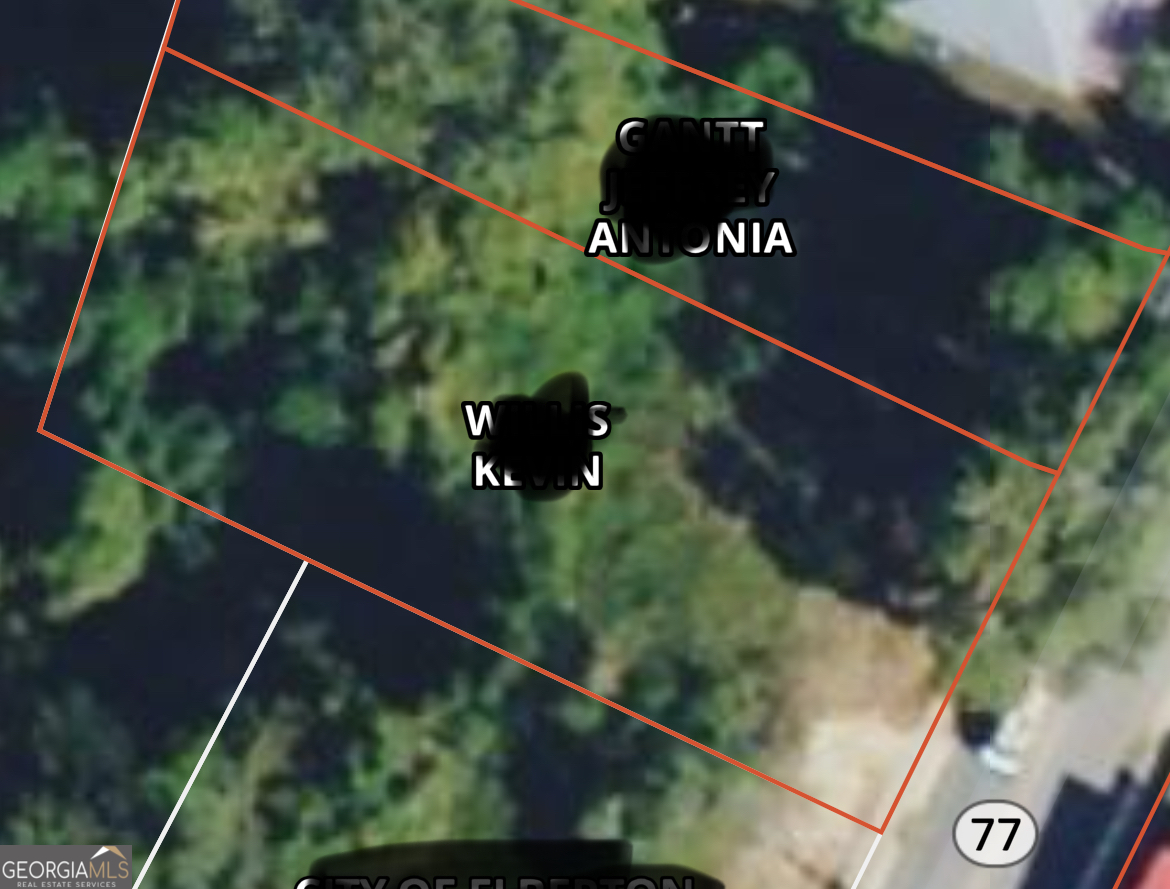 A great lot within walking distance of The Historic Downtown Elberton Square. Situated on one of Elberton's Historic Streets.This city lot has all public utilities and would be a great location to build your dream home or investment opportunity.
