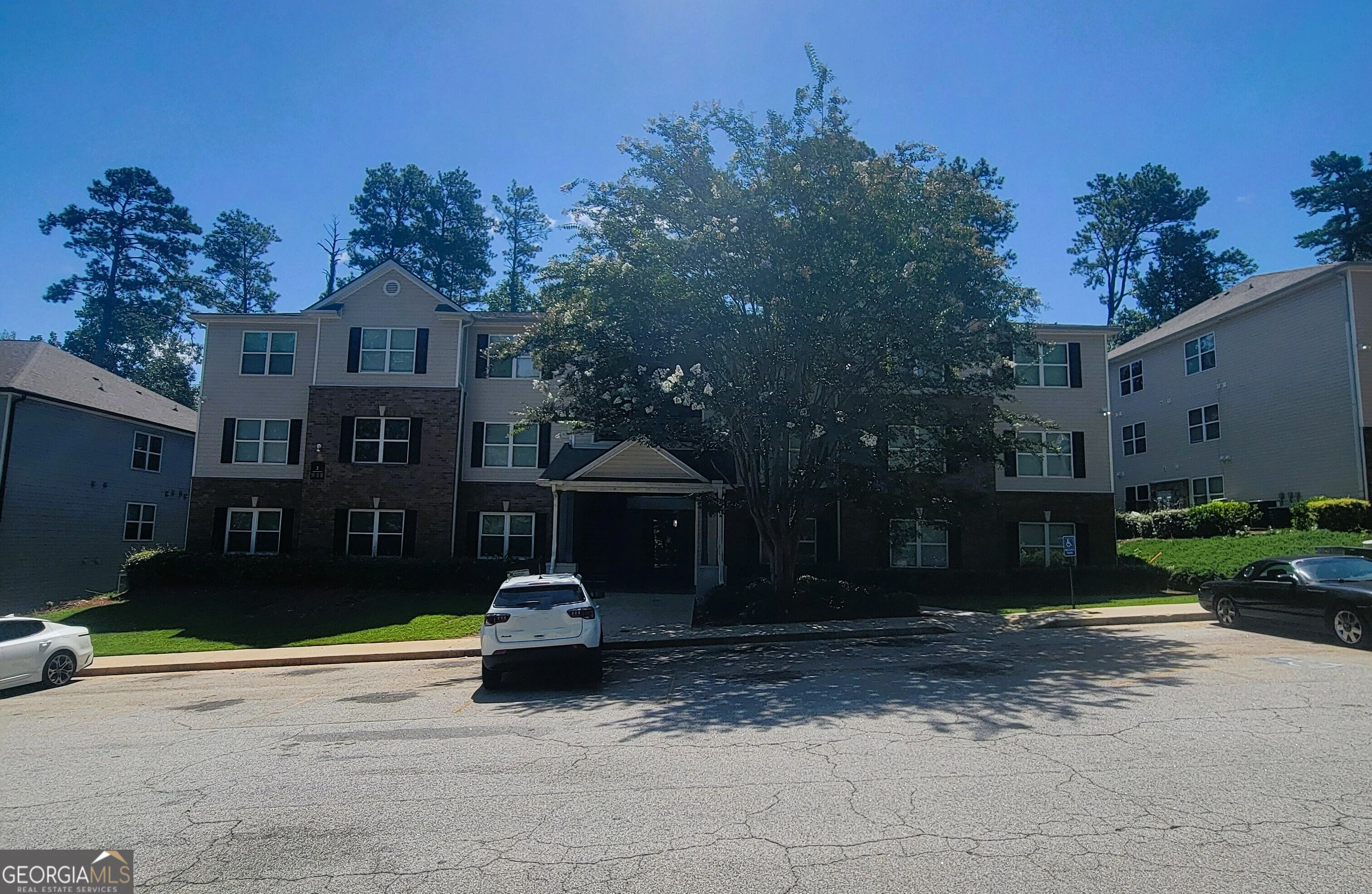 2204 Fairington Village Drive
