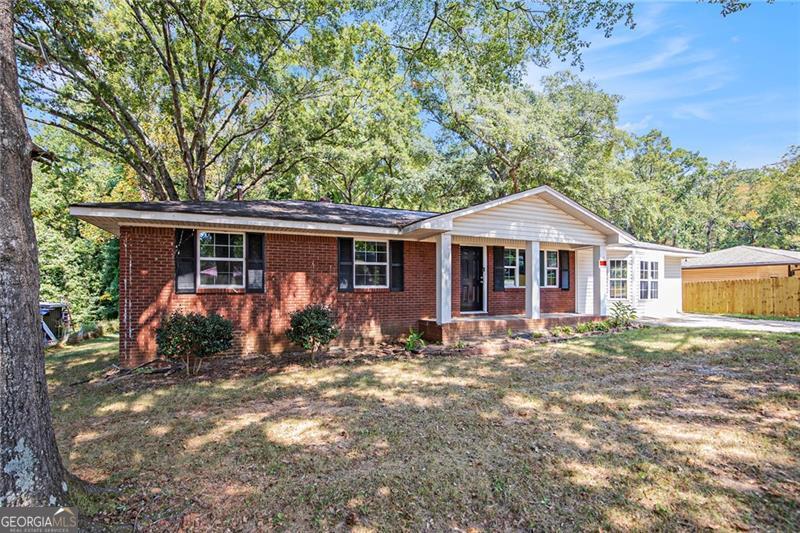 1132 Luther DR SW