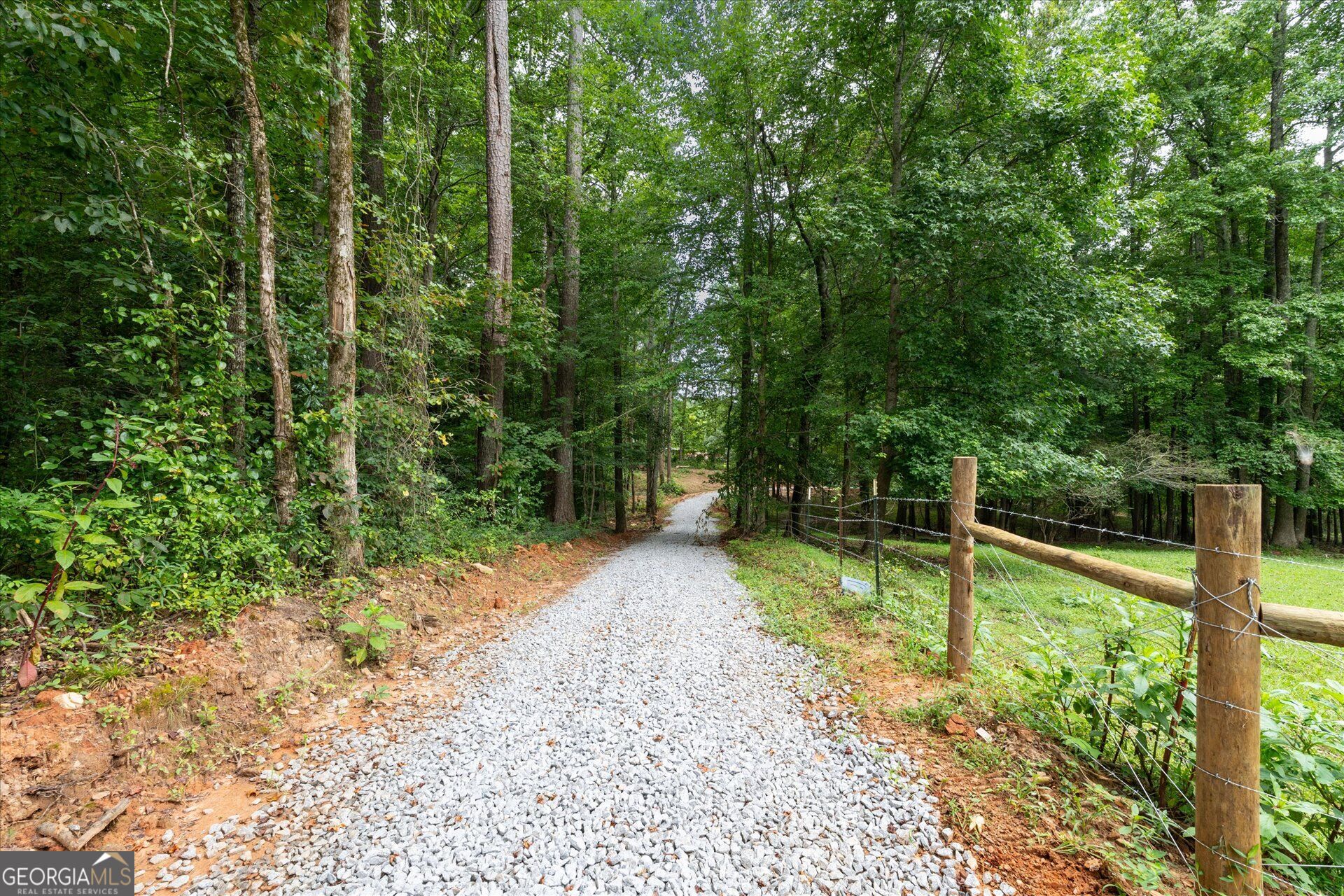 468 Rainey RD
