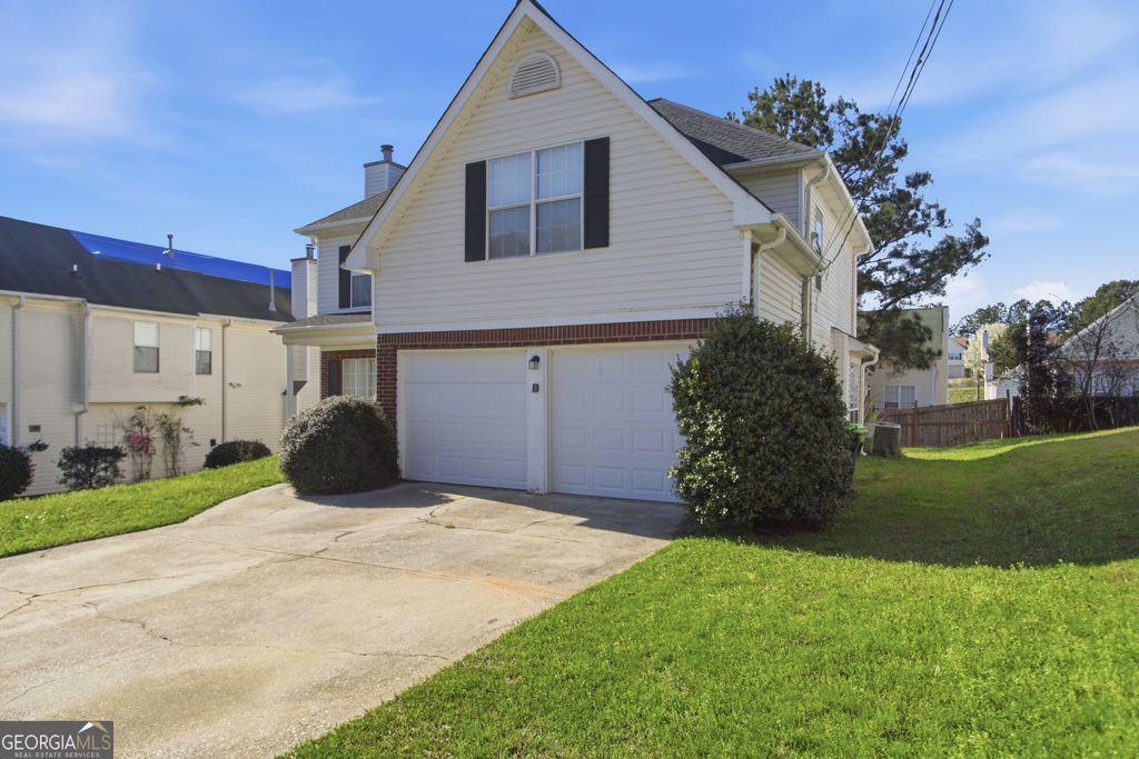 Photo of 4035 Robin Circle, Atlanta, GA 30349 (MLS # 10711599)